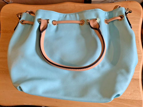 Superb Clarks Large Faux Leather Handbag in Blue - Picture 2 of 7