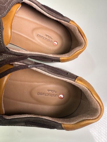 Mocassini scarpe da barca Clarks da uomo in pelle nabuk marrone taglia 10,5G UK 45EU indossati una volta - Foto 16 di 18