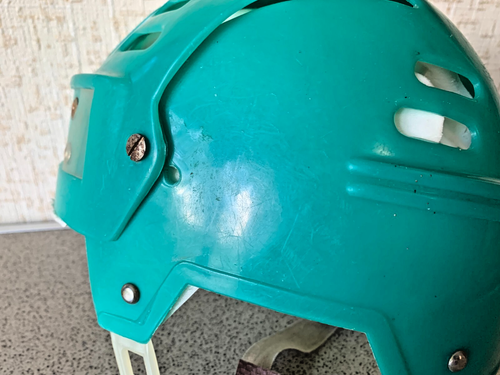 Vintage Soviet plastic hockey helmet. USSR - Picture 8 of 16