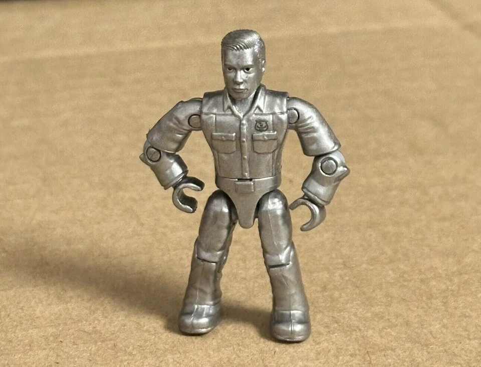 Mega Bloks The Terminator Series Building Block Soldier Mini Action Figure Block - Image 2 of 4