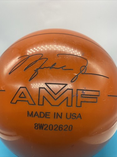 Bowling Ball Michael Jordan #23 Undrilled 15lb AMF 8W202620 - Picture 2 of 10