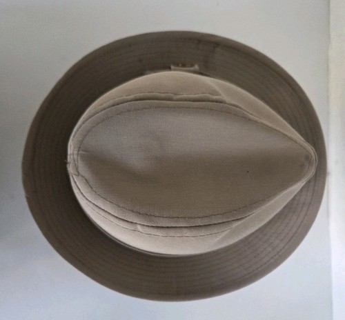 Vtg Harvard Beige Fedora Hat Custom Tailored Men's Size 7 1/8 Button Detail - Picture 5 of 16