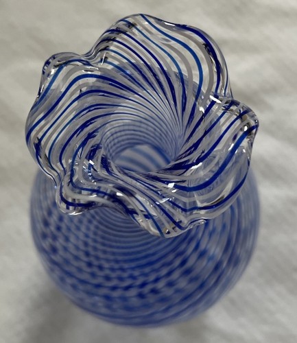 Murano Style Mezzanine Kilograms Blown Art Glass Vase Blue/White Stripes - Picture 10 of 20