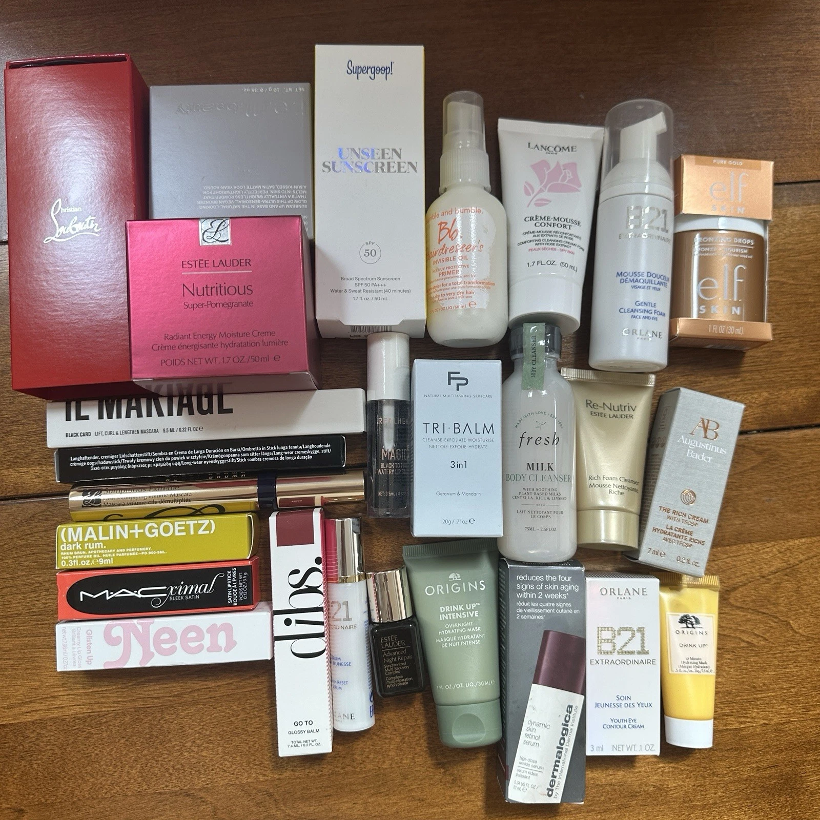 25 Piece Lot Premium Skin Care and Beauty 10 Full Size, 15 Small READ
Opens in a new window or tab