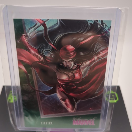 Elektra 2013 Women of Marvel Series 2 Emerald Parallel Card #/100 - Picture 3 of 5