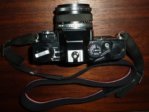 Olympus OM10 35mm Kamera Auto-S 1:1.8 f=50mm mit Winder 2 Autowinder - Bild 6 von 12