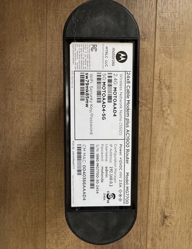Motorola 24x8 Kabel Modem Plus AC1900 Router Model: MG7700 - Zdjęcie 4 z 5