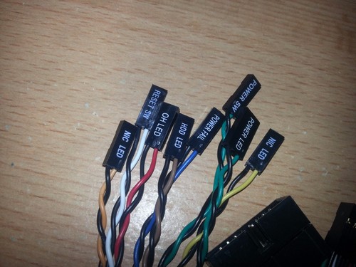 Supermicro CBL084L Panel Frontal Control Conector Dividido Cable CBL-084L Genuino - Imagen 4 de 4