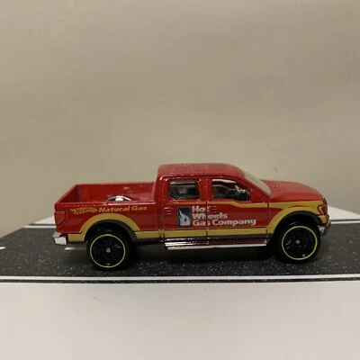 Hot Wheels 2010 City Works #114 '09 Ford F-150 Gas Company Red/Yellow w/PR5 - NM - Image 1 of 4