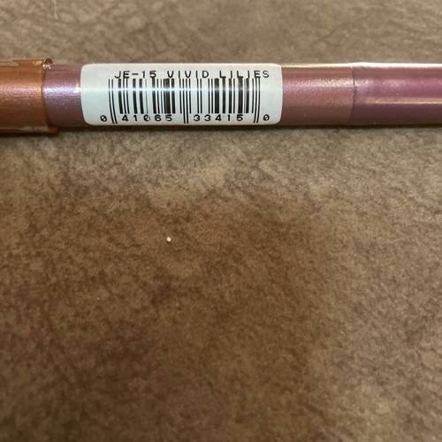 Jordana Eyeshadow Pencil Vivid Lillies . NOS - Picture 3 of 4