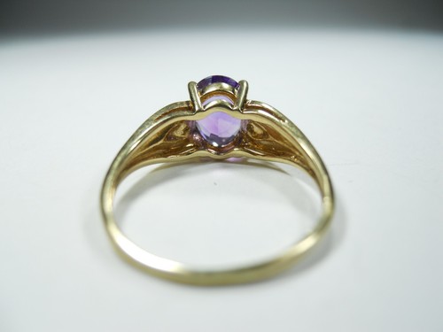 14k YELLOW GOLD VINTAGE PURPLE AMETHYST & DIAMOND CHIP STONES RING SIZE 8 . - Picture 10 of 21