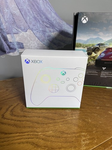 Microsoft Xbox Series X 1TB SSD Empty Box Only with Foam Inserts Manuals - Picture 9 of 12