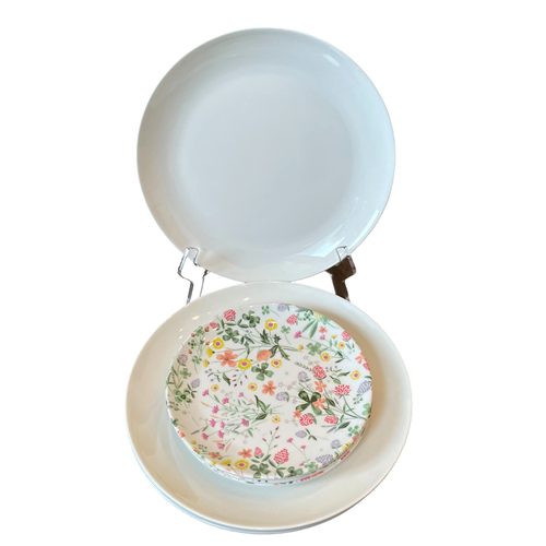 LAURA ASHLEY SPRING FLORAL & WHITE MELAMINE 8 PC DINNER | SALAD PLATE SET NEW - Picture 6 of 9
