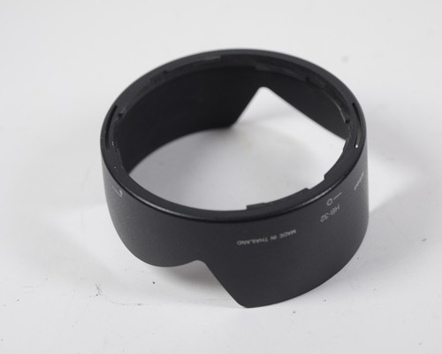 Genuine Nikon HB-32 Lens Hood to fit AF 18-70, 18-105, 18-135 or 18-140mm lens - Picture 3 of 3