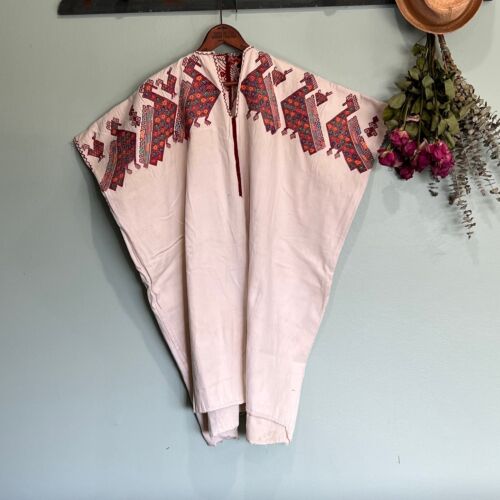 Vintage handgewebte guatemaltekische Huipil bestickte Bluse. Textilkunst von NAHU - Bild 3 von 10