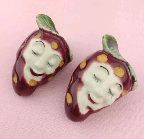 Vintage Anthropomorphic Strawberry Heads Sleeping Salt & Pepper Shakers Japan - Picture 2 of 11