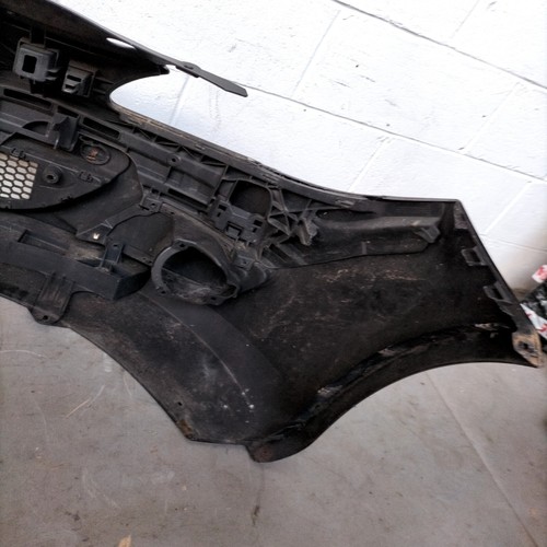 Parachoques delantero negro Seat Leon 1P1 2010 LC9X P/N 1P0807217DR - Imagen 8 de 12