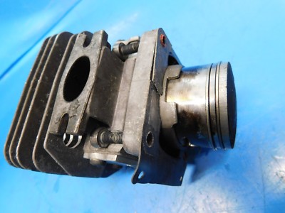 PISTON & CYLINDER FOR McCULLOCH CHAINSAW MCC1840    -----    BOX 915 X