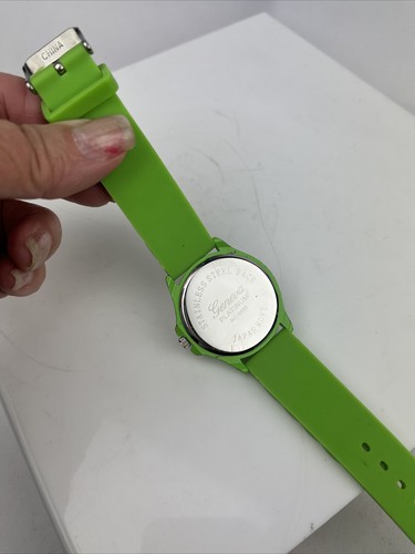 Geneva Watch Rhinestone Bezel Green Silicone Strap -  New Battery - Running - Picture 4 of 6