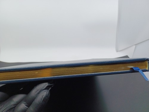 Mustang Anniversary Edition Leather *Carroll Shelby signed* Easton Press #/5000 - Picture 7 of 11
