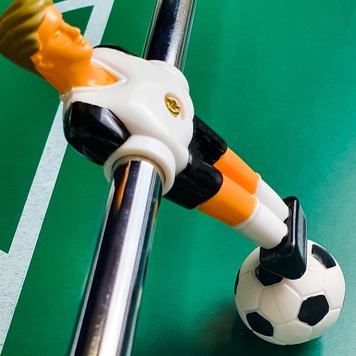 11 Tischkicker Figuren 13mm - Deutschland Weiß Schwarz - Tisch Fussball Kicker - Bild 2 von 9