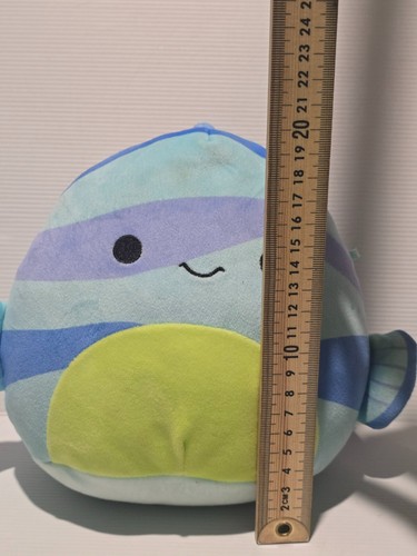 Leland the Fish Squishmallow 20cm - Picture 13 of 13