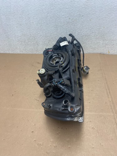 2001-2003 BMW E39 5 Series Headlight Left Driver Side Halogen OEM M1985 DW - Picture 17 of 18