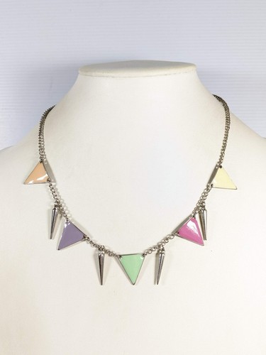 Silberfarben Pastell Regenbogen Dreieck Stab Charm Statement Halskette 22 Zoll