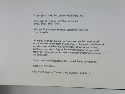 1987 Lexicon Universal Encyclopedia Volume 8 F in Green & Gold Vintage Hardcover - Picture 6 of 12