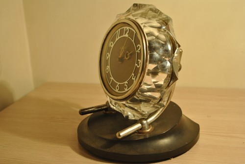 Vintage Collectible MAYAK USSR Shelf Crystal МАЯК Mantel Clock MAJAK - Picture 10 of 12