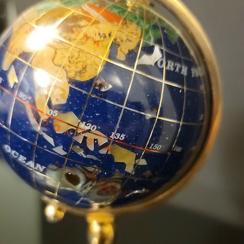 Mappamondo da scrivania pietre preziose del mondo semiprezioso intarsiato 6” lapislazzuli abalone perla - Foto 6 di 7
