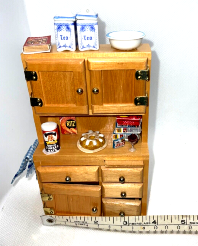 Concord Museum Miniature Wooden Kitchen Cabinet With Miniatures - Picture 6 of 6