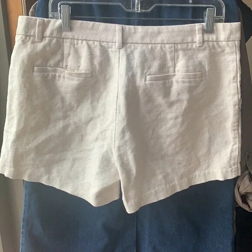 Banana Republic Woven Ivory Gold Short Shorts 12 - Picture 2 of 4