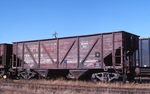 CB&Q Burlington Wood Hopper Car 194255 orig Kodachrome Dia