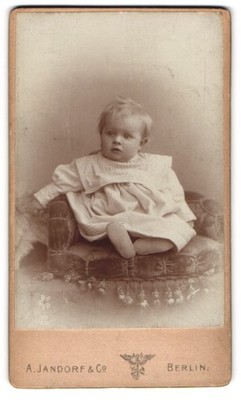 Fotografie A. Jandorf & Co., Berlin, Spittelmarkt 16 /17, Portrait blondes Klei 