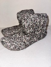 Bombas Gripper Slipper Booties Women s Size Small S Size 7 to 8.5 Sherpa Lined