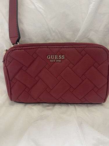 Guess Crossbody - Picture 2 of 7