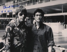 Chuck Norris Signed 11x14 with Bruce Lee in Italy Airport Photo 3 JSA