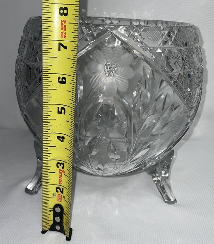McKee EAPG Glass Daisy & Button Etched Tri Footed Rose Bowl 7 7/8 Inches High - Picture 11 of 12