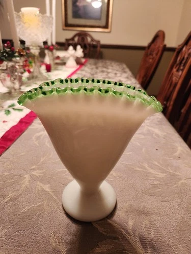 Fenton Vintage Milk Glass Emerald Crest Fan Vase 40's 50's 6 1/2"