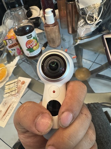 Cámara VR esférica Samsung Gear 360 4K blanca SM-R210 con cubierta - FUNCIONA - Imagen 7 de 9