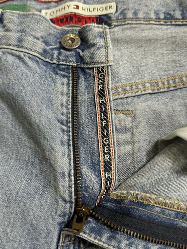 Vintage Women’s Tommy Hilfiger Classic Fit Jeans Size 10 Long Zip - Picture 9 of 9