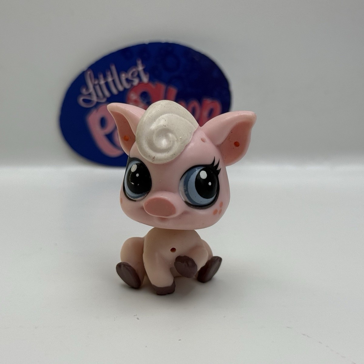 ALDA PINKERTON PIG #4107 - Authentic Littlest Pet Shop - Hasbro