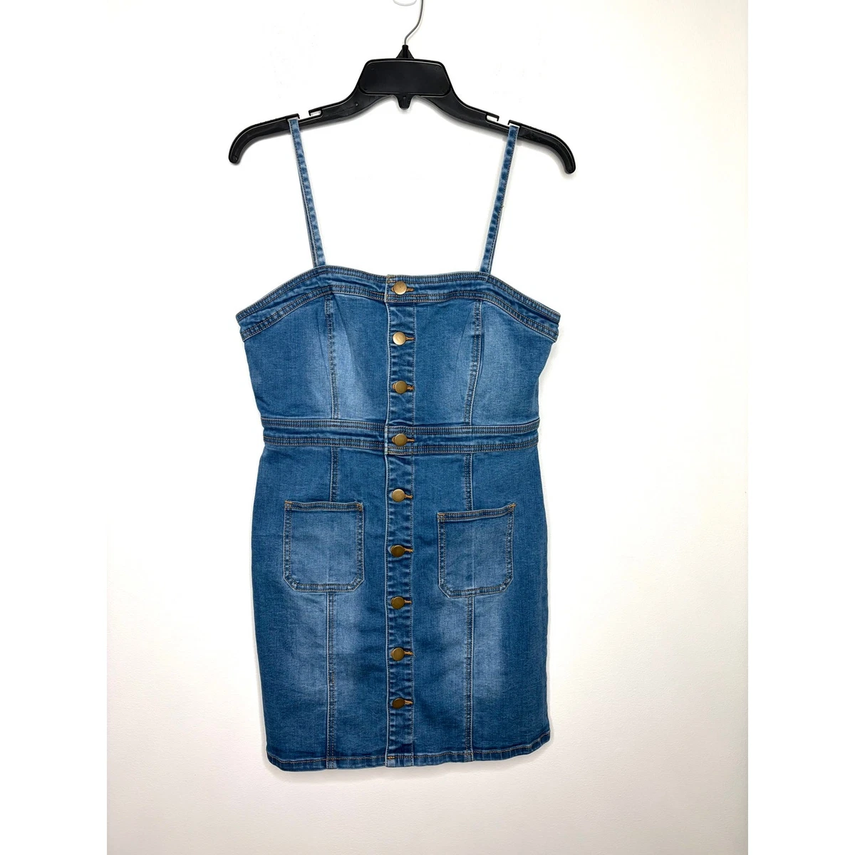 f21 denim dress Forever 21 Bodycon Mini Medium Denim Machine wash cold Size + Fit Forever 21 denim dress M