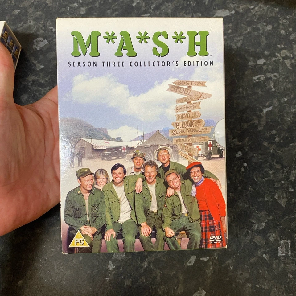 MASH Season 1,2,3 1-3 DVD box Sets - Image 3 of 4