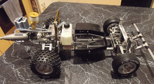 TOMO SONIC BEETLE TOPLESS BUG 1/8 NITRO LUPUS RESTORED WITH 2 BODIES, SHOCKS - Picture 12 of 14