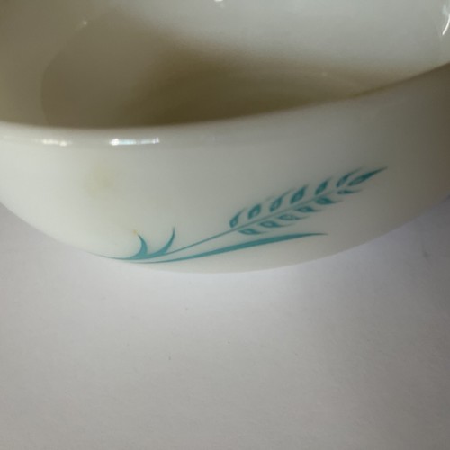 Vintage Pyrex Promo 1.5 Quart White Casserole Dish Bowl Blue Wheat Pattern - Picture 4 of 10