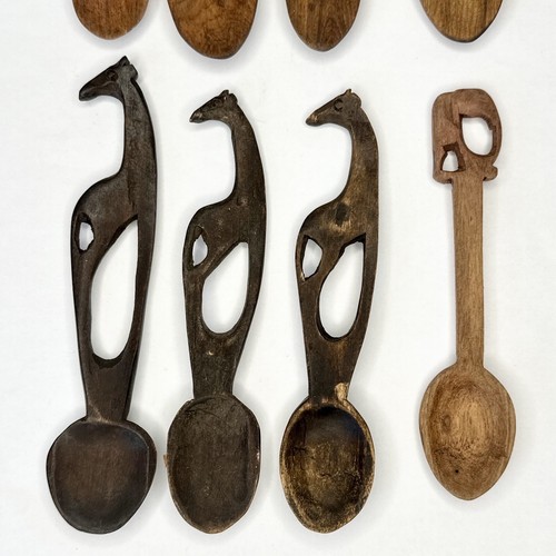 8 Wooden animal Carved Spoons Safari Animals Hand Carved Giraffe Elephant - Picture 3 of 10