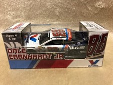 Dale Earnhart Jr. #88 Valvoline 2015 SS Limited Edition E885865VAEJ