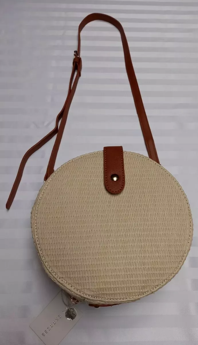 Round straw sling bag hot sale